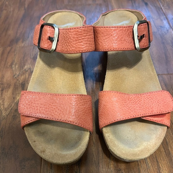 Dansko Shoes - Dansko Tan Milled Burnished Tanya Womens Sandals in Coral Open Toe Slides